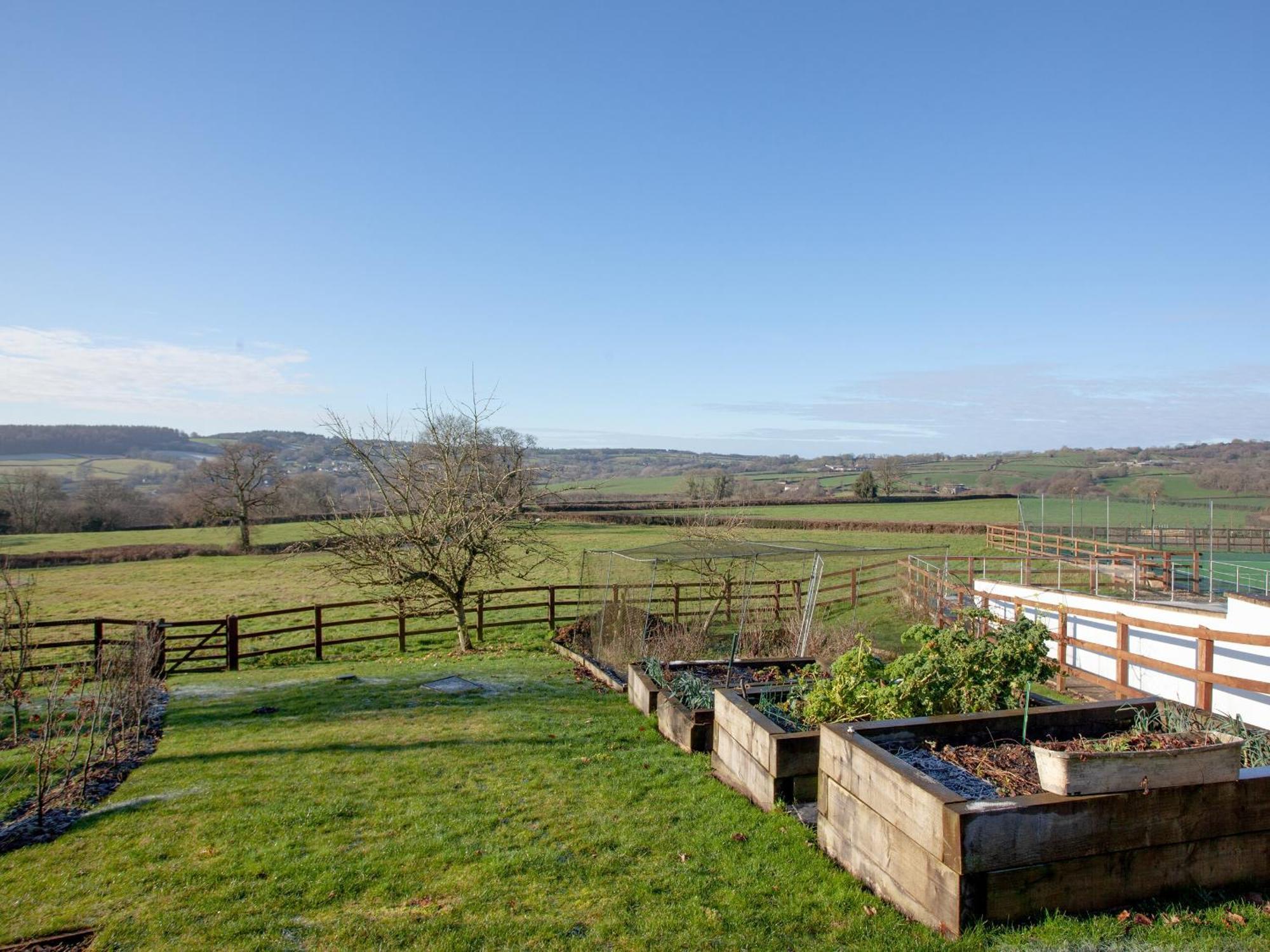 Old Orchard Barn - The Annexe Villa Buckland St Mary Exterior photo